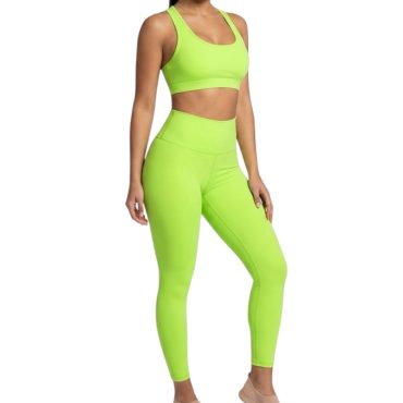 Conjunto deportivo largo verde
