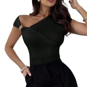 Blusa Negra Asimétrica