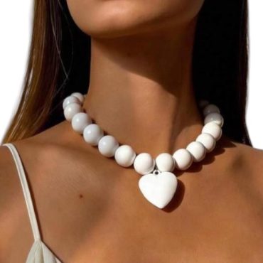 Collar Blanco Corazón